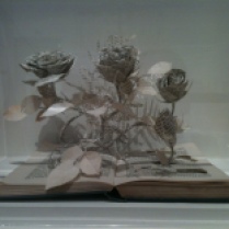 Su Blackwell book sculpture